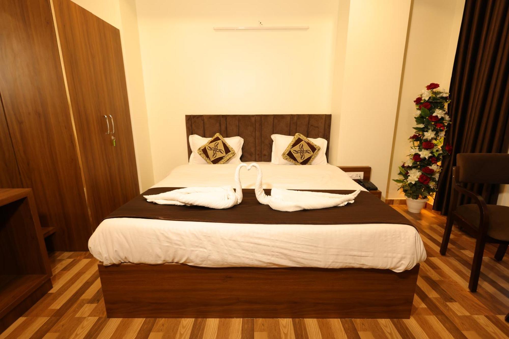 Hotel Lalita Palace Jaipur Dış mekan fotoğraf