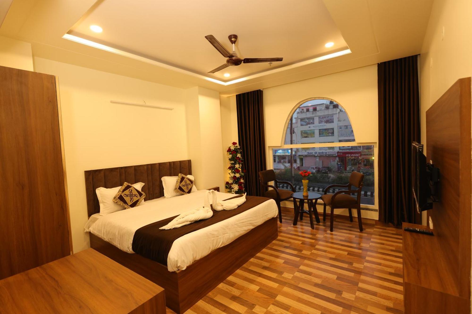 Hotel Lalita Palace Jaipur Dış mekan fotoğraf
