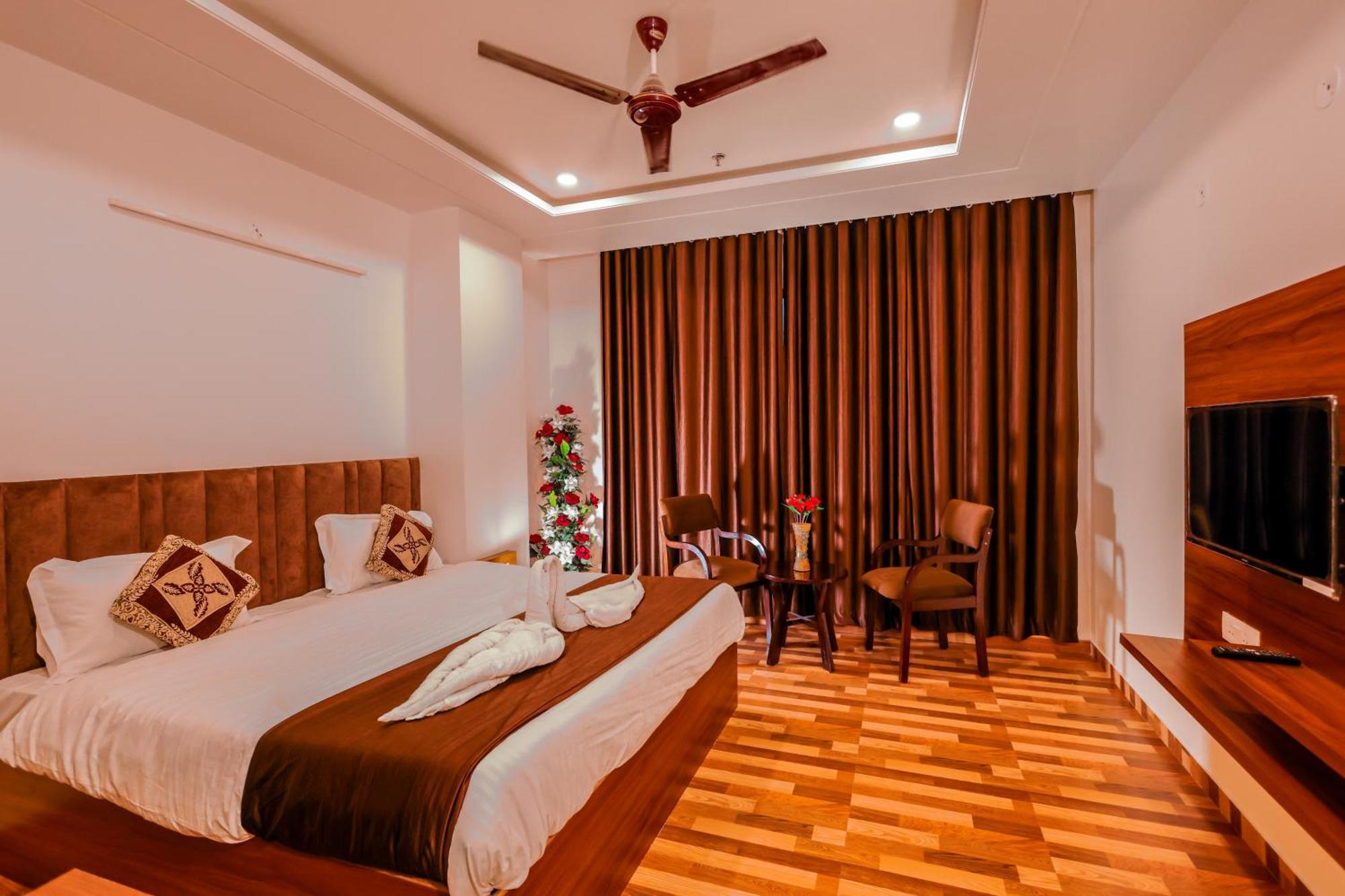 Hotel Lalita Palace Jaipur Dış mekan fotoğraf
